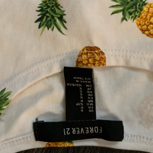 tank tops - Picture 2 of 8